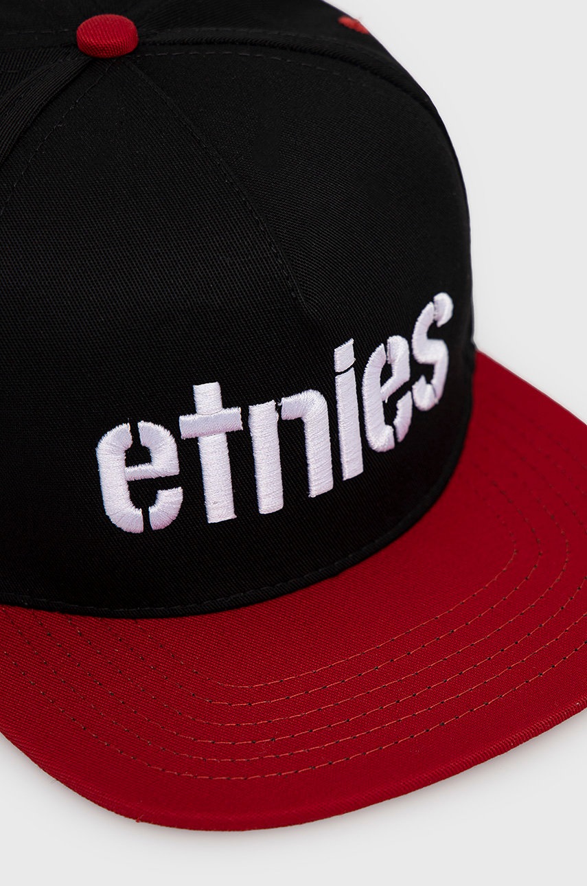

Кепка Etnies Corp цвет красный с аппликацией