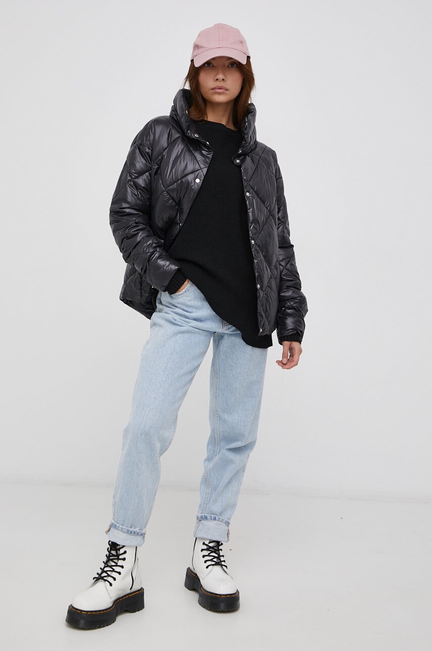 

Куртка Cross Jeans женская цвет чёрный зимняя