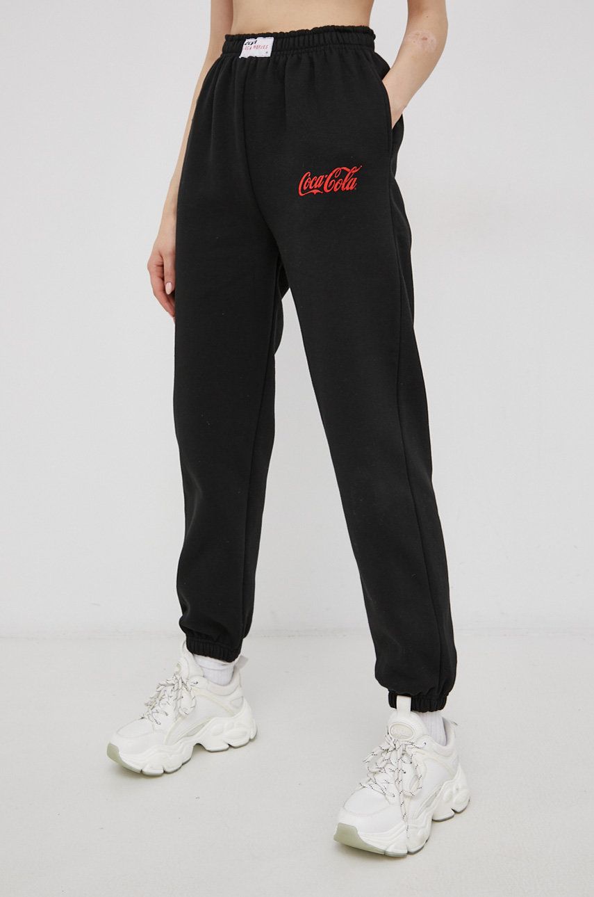 Local Heroes Pantaloni Coca x Cola femei, culoarea negru, material neted answear imagine noua