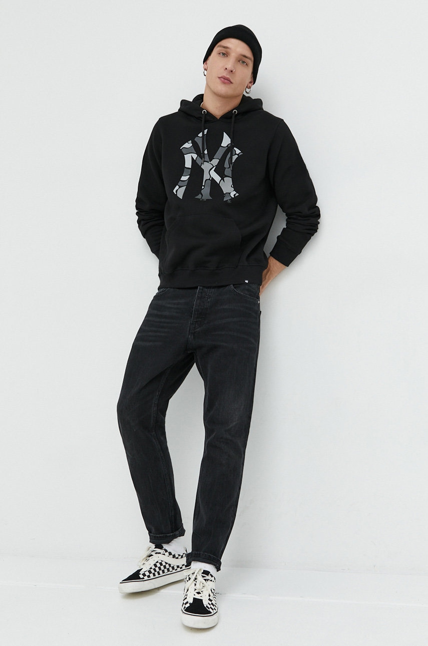 

Кофта 47brand Mlb New York Yankees чоловіча колір чорний з капюшоном з принтом
