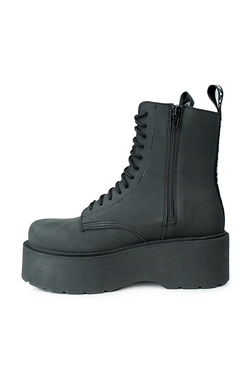 

Полусапоги Altercore Auren Nubuck женские цвет чёрный на платформе