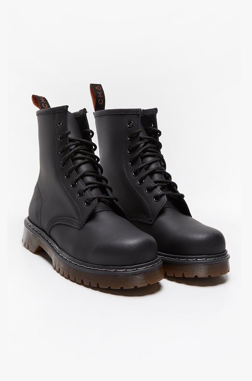 

Кожаные полусапоги Charles Footwear женские цвет чёрный на плоском ходу