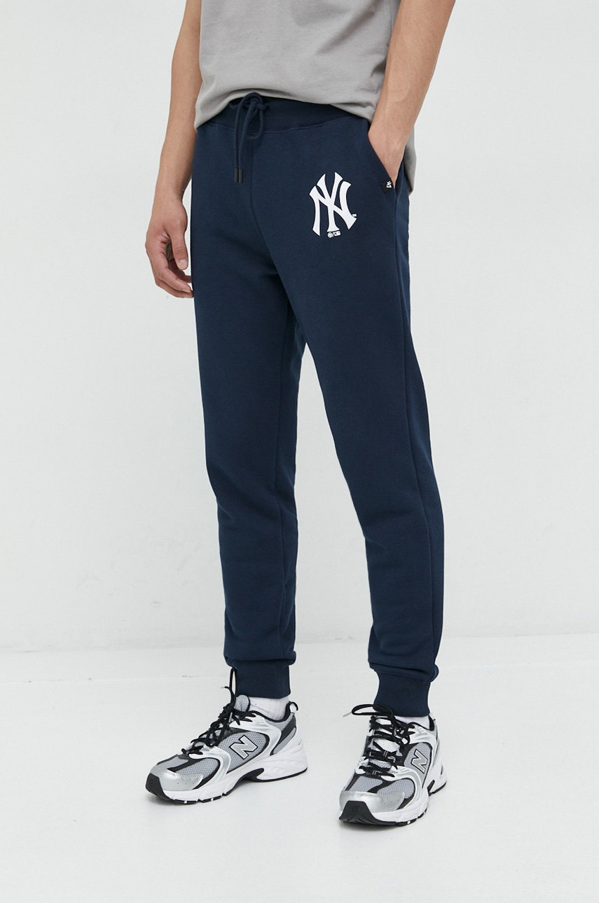 47brand pantaloni de trening mlb new york yankees barbati, culoarea albastru marin, cu imprimeu