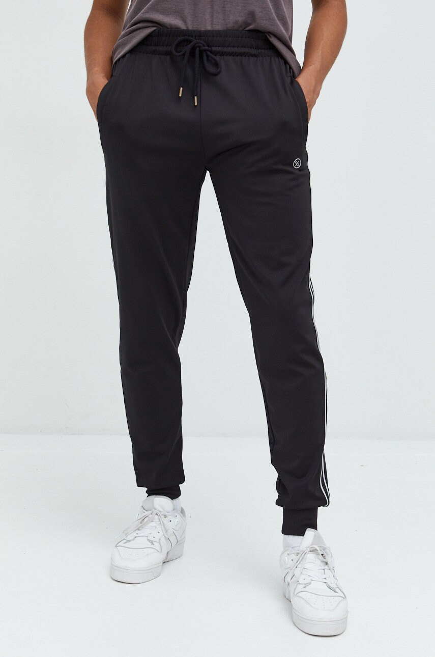 Cross jeans pantaloni de trening barbati, culoarea negru, neted