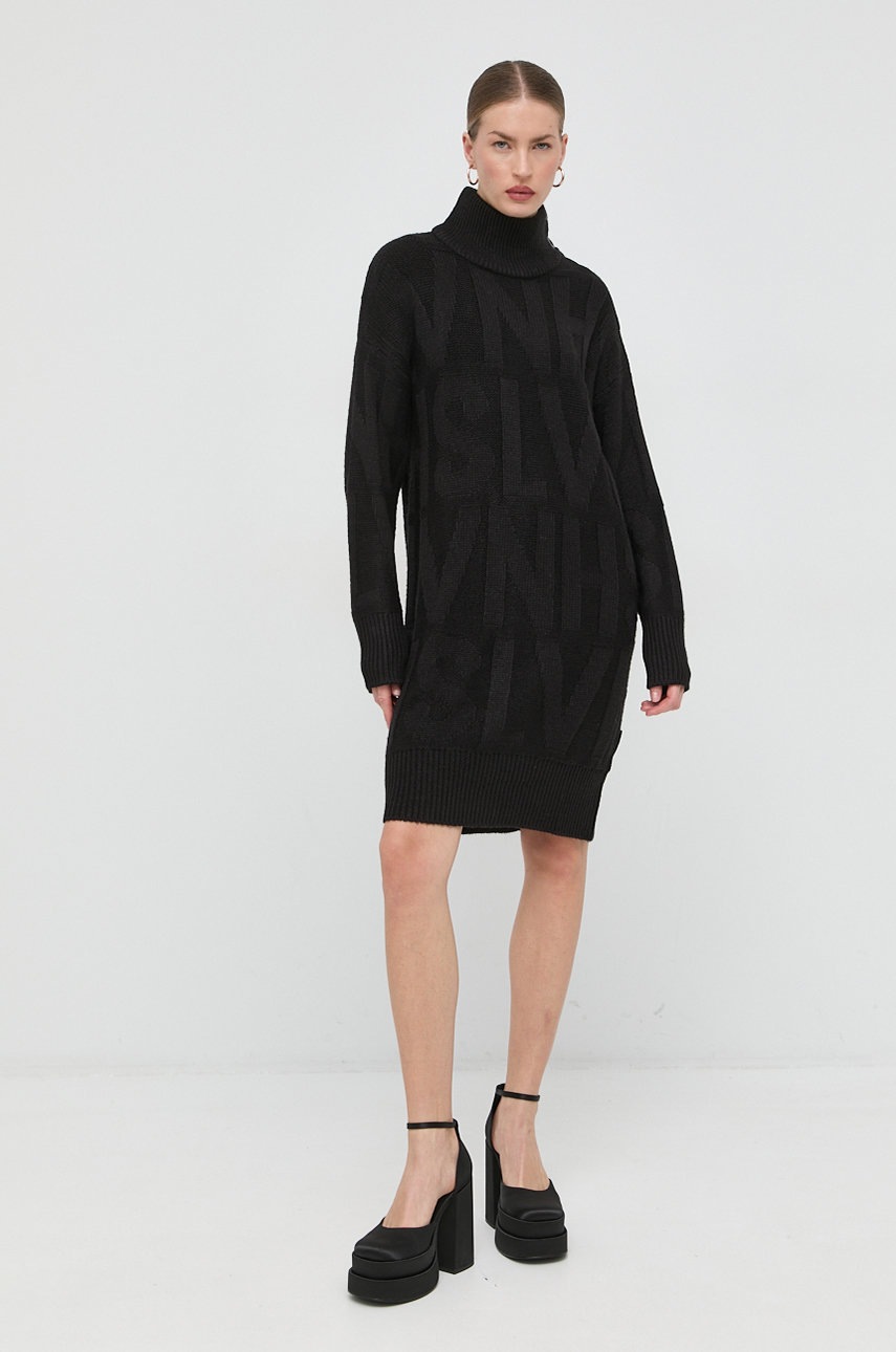 

Платье Silvian Heach цвет чёрный mini oversize