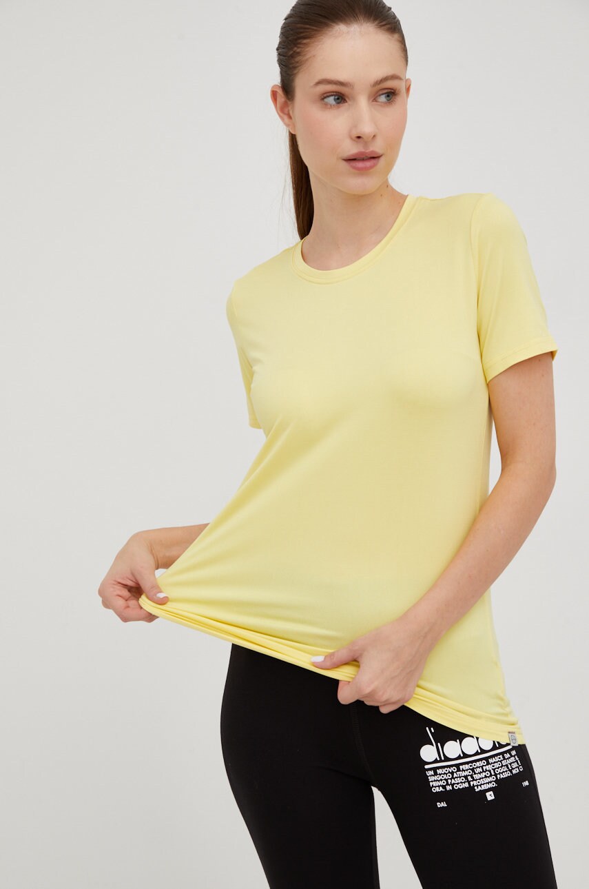 Wrangler tricou atg femei, culoarea galben