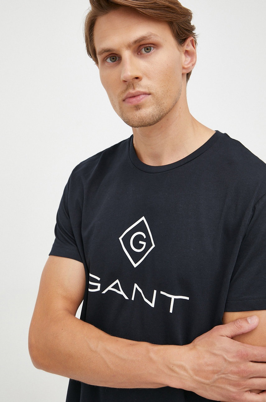 

Памучна тениска Gant в черно с принт, Черен
