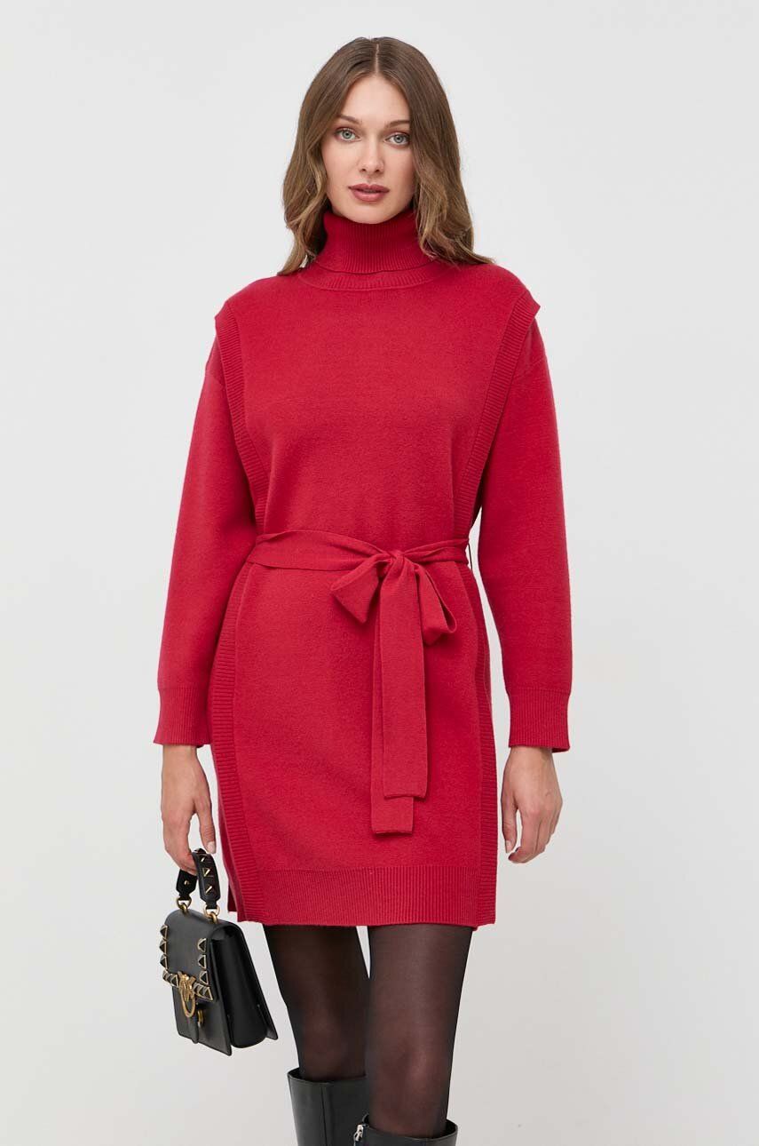 Šaty Silvian Heach červená barva, mini, oversize - červená - 57 % Viskóza
