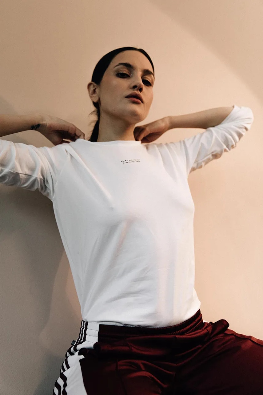 MUUV. longsleeve NEVER FOR MONEY ALWAYS FOR LOVE culoarea alb
