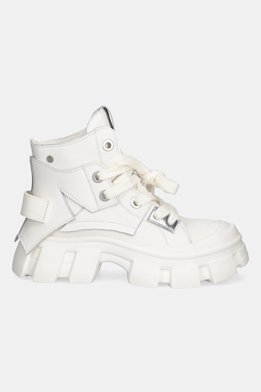 Кожаные полусапоги GOE цвет бежевый на платформе SS2N4055 WHITE