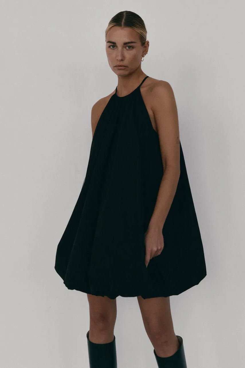 MUUV. rochie LOU culoarea negru, mini, oversize