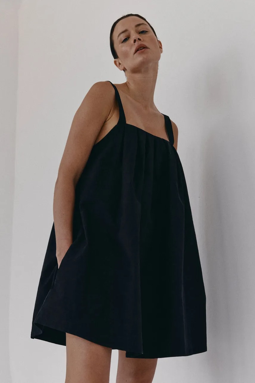 Сукня MUUV. JELLE колір чорний mini oversize