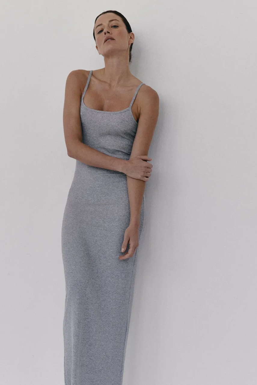 MUUV. rochie JORDE culoarea gri, maxi, mulată