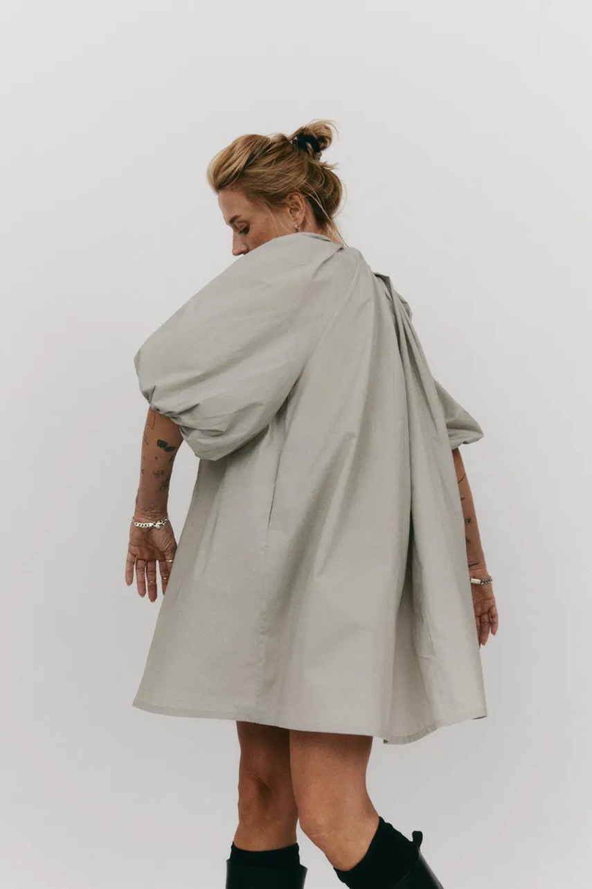 Сукня MUUV. колір сірий mini oversize