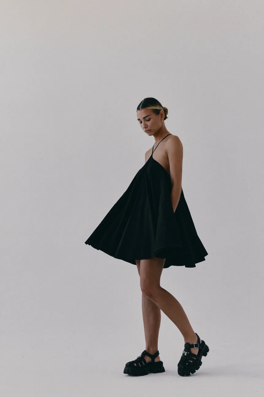 Бавовняна сукня MUUV. PLAINS