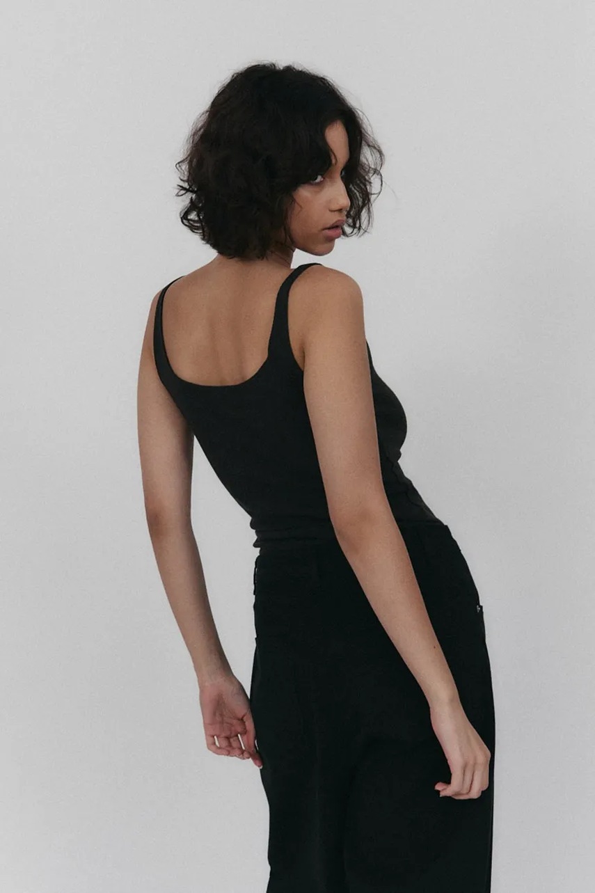 Μπλουζάκι MUUV. SCILY χρώμα: πράσινο φωτογραφία