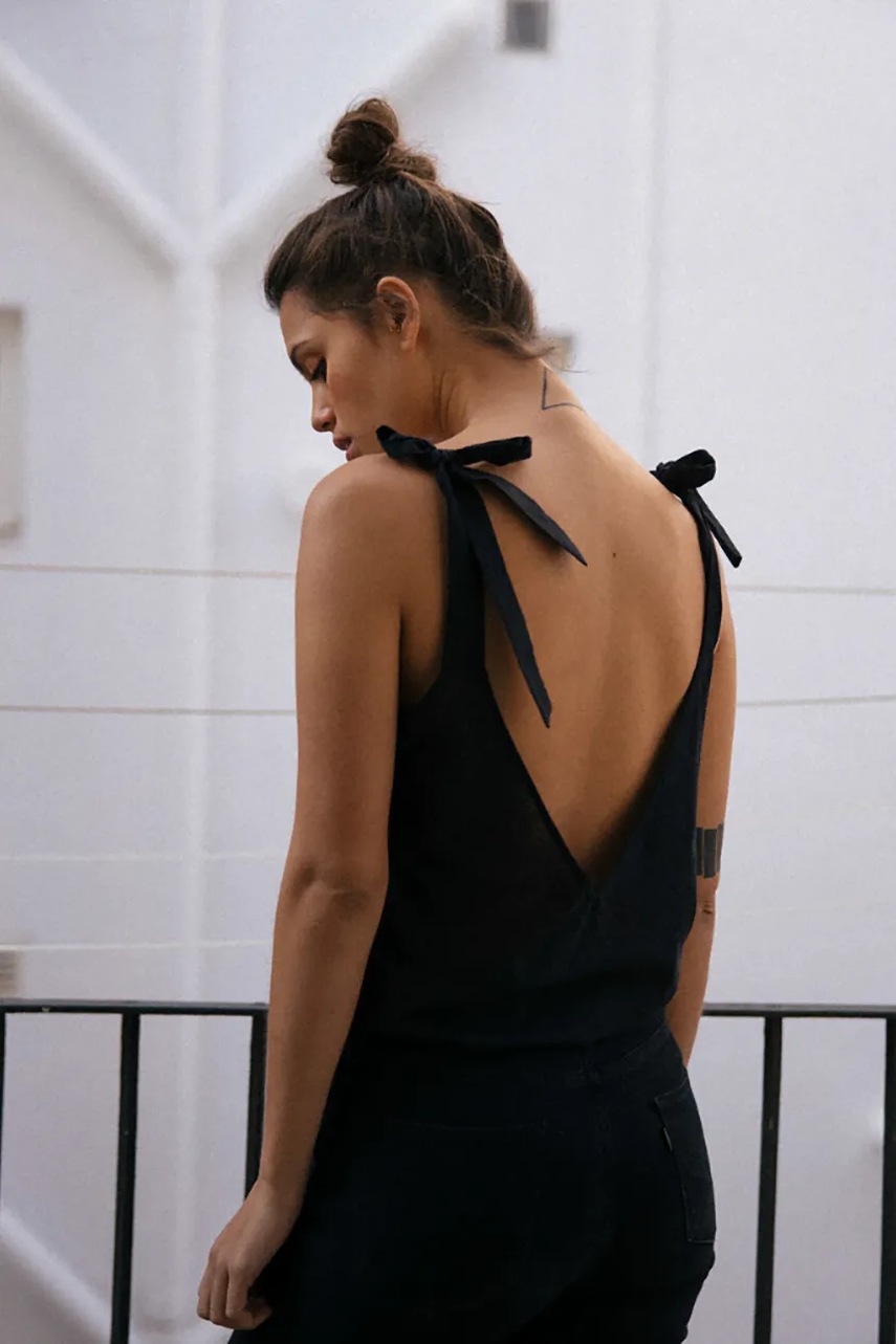 Βαμβακερό τοπ MUUV. φωτογραφία