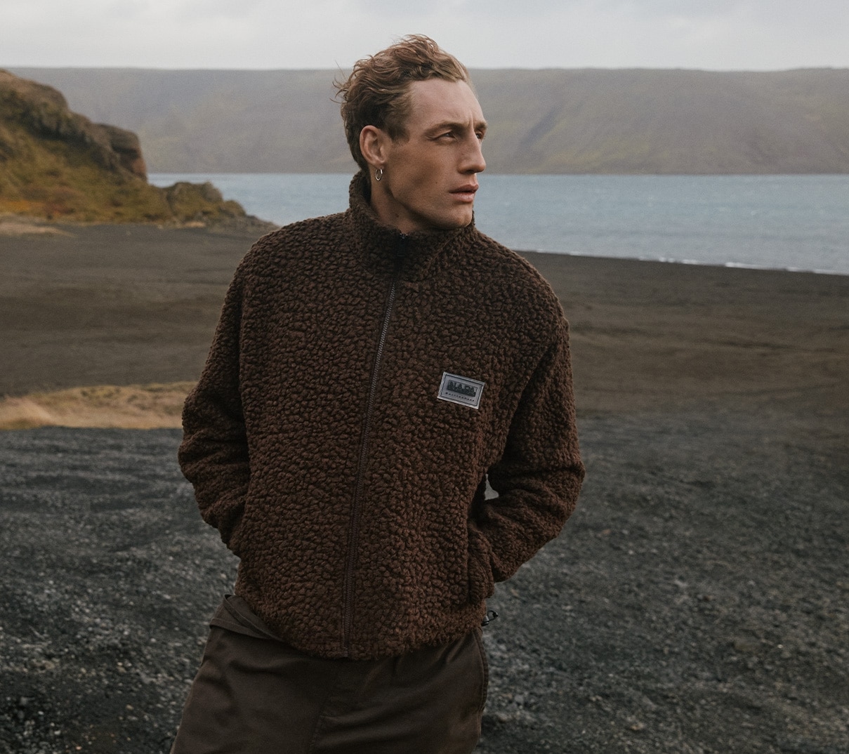 category teaser FEMALE banner