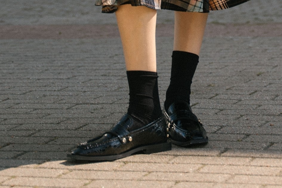 CASUAL SHOES