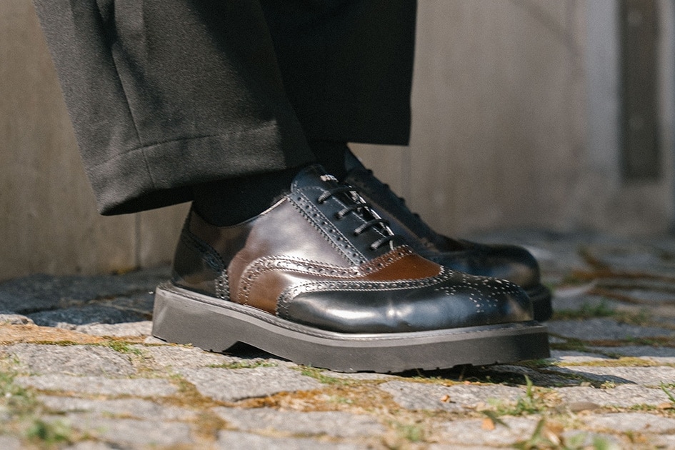 Casual shoes