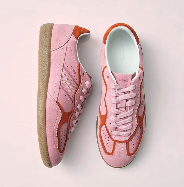 КРОСІВКИ ТА КЕДИ